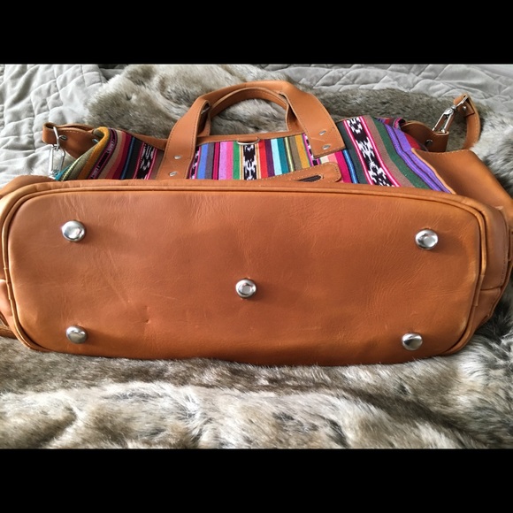 Nena & Co. Artisan Convertible Day Bag - Picture 3 of 3